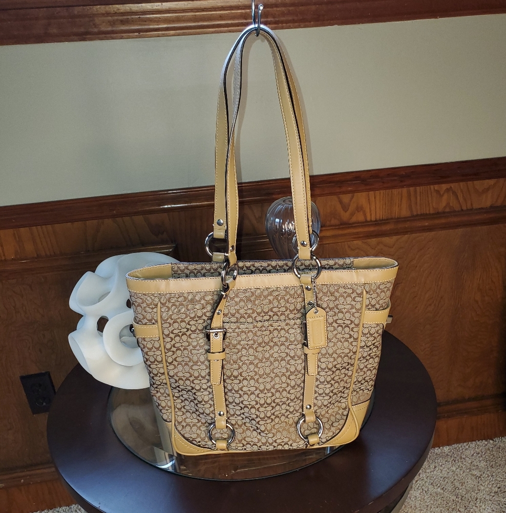 Coach Tote